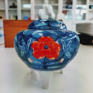 有田焼香炉を高価買い取りさせて頂きました。