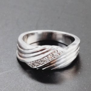 ダイヤリングを高価買取させて頂きました。