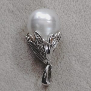 パールダイヤトップを高価買取させて頂きました。