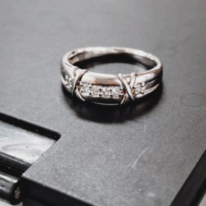 ダイヤリングを高価買取させて頂きました。